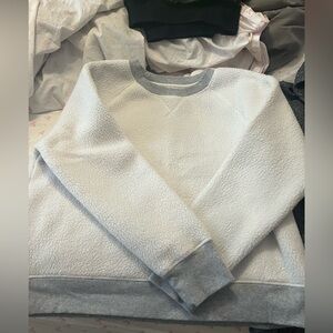 Vineyard vines crewneck